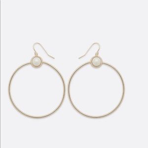 🤍⭐️Draper James pearl hoop earrings. NWOT⭐️🤍